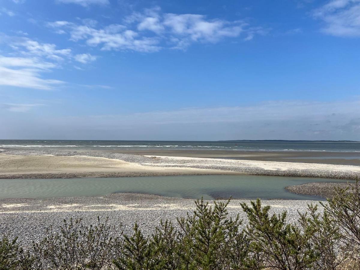 A 50m Reves Ensables Les Bains De *
